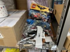 LEGO THE BATMAN MOVIE BUILD - 70907 (MAY BE INCOMPLETE)