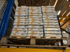 PALLET OF 42 QUINN STANDARD PANEL RADIATORS T11 300MM HIGH X 800MM WIDE ROUND TOP Q11308RT (D5C)