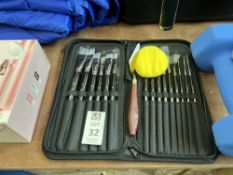 17PC ARTIST PAINT BRUSH SET