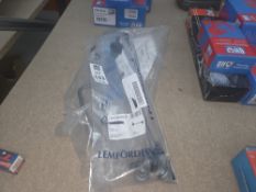2 ASSORTED CAR PARTS