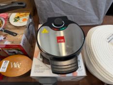 SENSIO HOME AMERICAN WAFFLE MAKER