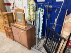 8X ASSORTED ITEMS