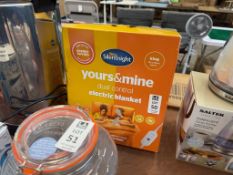 SILENTNIGHT YOURS & MINE DUAL CONTROL KING ELECTRIC BLANKET