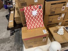 BOX OF 36X DIAMOND STAR MEDIUM GIFT BAGS (NEW)