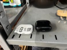 2X PAIRS OF WIRELESS EARPHONES