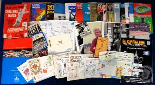 Football collectables, a mixed collection of approx. 100 items to include FAC Final programmes 1972,