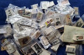 Cigarette / trade cards, Mixture in shoebox containing several hundred cards, mainly Players / Wills