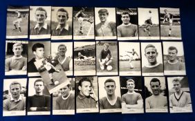 Trade cards, The Collectors Club, a collection of 25 b/w photographic individual player cards, early