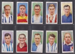 Cigarette cards, Wills Association Footballers (Eire issue, non adhesive) (set 50 cards) including