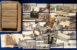 Postcards, Holland, 500+ cards showing many different Nederland towns to include Volendam, Aalsmeer,