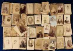 Photographs, a collection of approx. 200 carte de visite photographs, family portraits from a wide