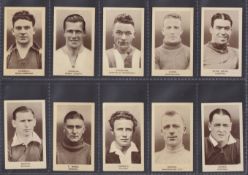 Cigarette cards, United Services Interesting Personalities, 27 cards all Footballers including Dixie