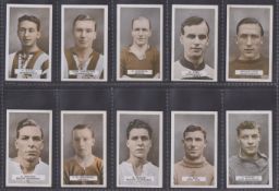 Cigarette cards, BAT Famous Footballers Grey backgrounds set 1 1923 (set 50 cards) (end cards near