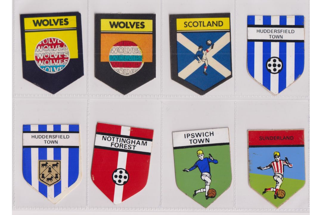 Trade cards, BAB Products, Football Team Shields & Rosettes, a collection of 73 cards, 64 shield - Image 7 of 12