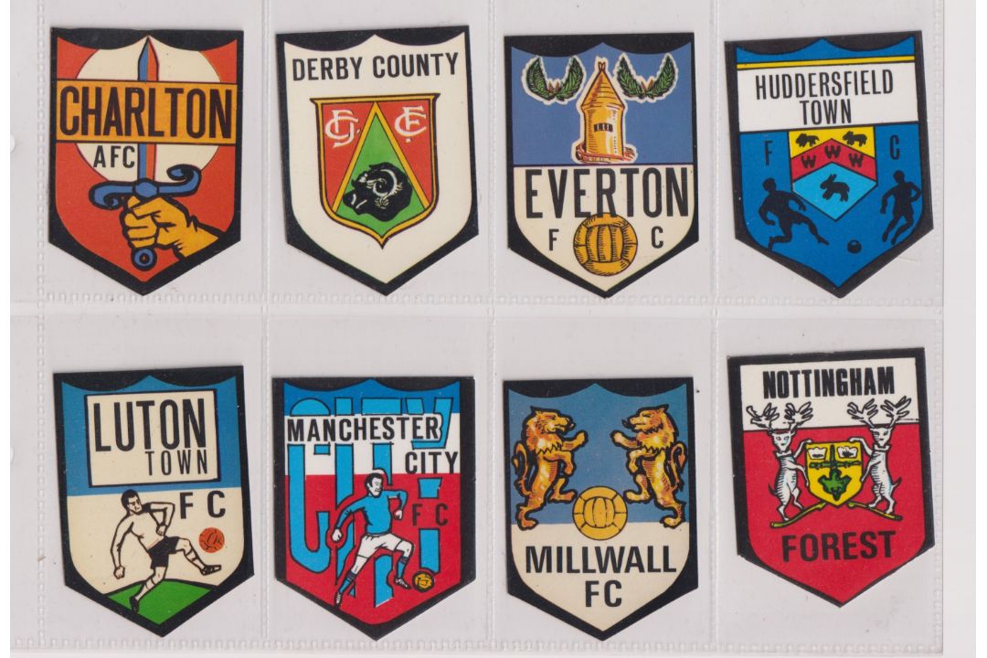 Trade cards, BAB Products, Football Team Shields & Rosettes, a collection of 73 cards, 64 shield - Image 9 of 12