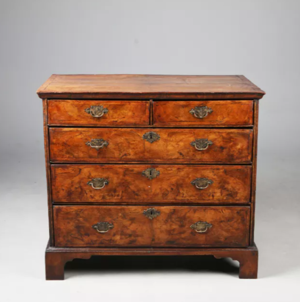 Timed Online Interiors Sale featuring Furniture, Paintings, Works of Art, Carpets & Rugs