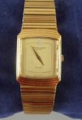 FAVRE-LEUBA -MONTRE-BRACELET pour homme en plaqué or. Cadran rectangulaire , fond champagne, rehauss