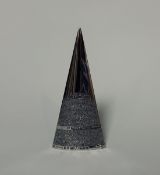 ROGER TALLON (1929-2011) Pyramidion du millénaire en métal argenté pour Christofle.