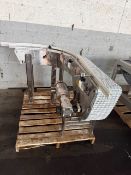 Stainless steel conveyor, 90 degree