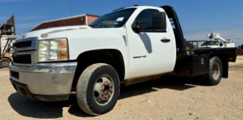 2013 CHEVROLET SILVERADO 3500 HD (INOPERABLE)