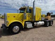2012 PETERBILT 389 FLAT-TOP SLEEPER WRECKER TRUCK