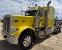 2014 PETERBILT 389 MID-ROOF SLEEPER TRUCK (GLIDER)
