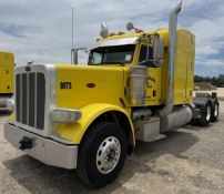 2015 PETERBILT 389 MID-ROOF SLEEPER TRUCK (GLIDER)