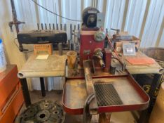 PISTON/PIN HONING MACHINE WITH TOOLING