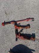 PNEUMATIC HAMMER JACKS