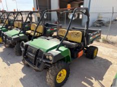 JOHN DEERE GATOR