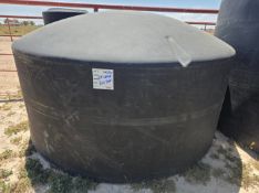 1100 GALLON POLY TANK