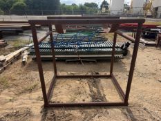 TANK STAND