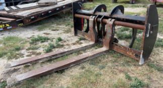 CATERPILLAR 950K FORK ATTACHMENT