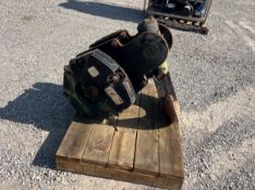 JOHNSON 60 TON CRANE HOOK BLOCK