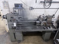 CLAUSING 5914 ENGINE LATHE W/ MITUTUYO DRO