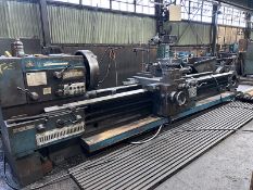 TOS 33"x132" SUS80 Engine Lathe