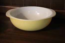 VINTAGE PYREX