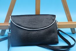 LEATHER PURSE