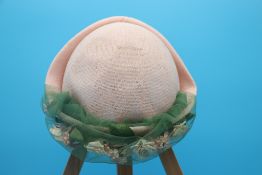 VINTAGE LADIES HAT