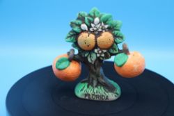 ANTIQUES & COLLECTIBLES 09/03