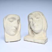Jules VERMEIRE (1885-1977), 2 sculptures in white limestone Girls' heads, one with monogram
