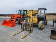 Gehl 553 Telehandler 'Runs & Operates - NO Guarantee'