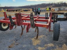 Case IH 5700 Chisel Plow