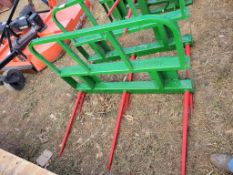 Whitetail Bale Spear