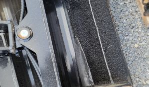 Giyi Tilt Bucket 'NEW'