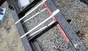 Future BF47 2 Prong Bale Spear 'NEW'