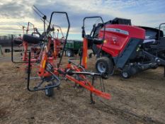 2017 Kubota TE4052T Tedder