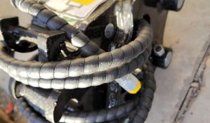 Giyi Hydraulic Quick Coupler 'NEW'