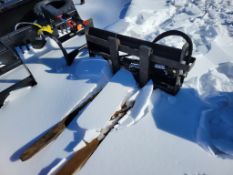 Wolverine Hydraulic Adjust Pallet Forks 'AS-IS'