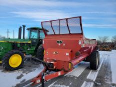 H&S 3306 Manure Spreader Works Good